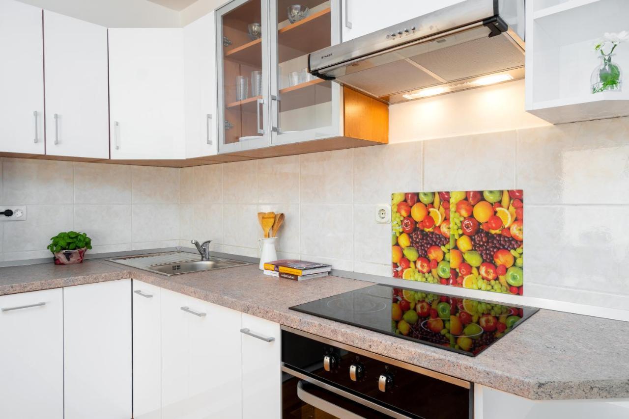 Apartment Ana-Marija Makarska Dış mekan fotoğraf