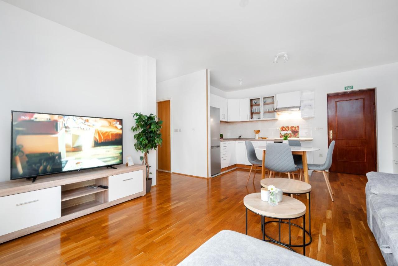 Apartment Ana-Marija Makarska Dış mekan fotoğraf